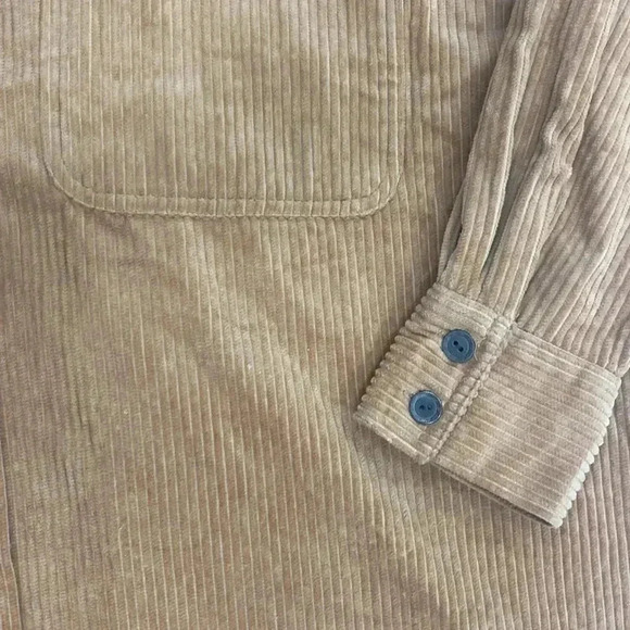Roaman’s button down - Picture 4 of 8